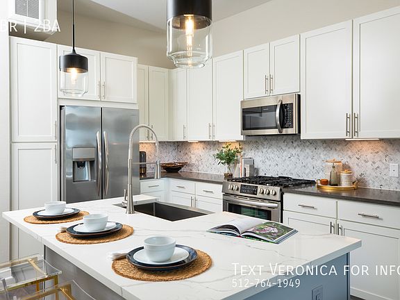 2nd image of 2770 Summer St #277734-116