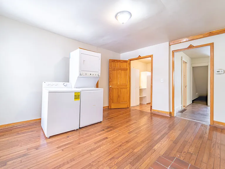 75 Diem St — Photo 19