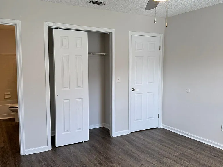 1270 Ticonderoga Trl #C — Photo 9