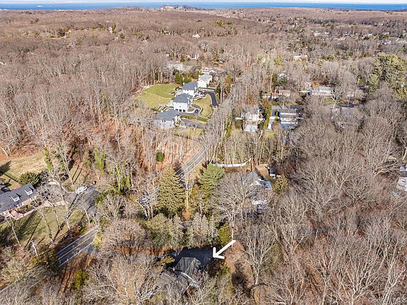 3rd image of 562 Old Bridge Road