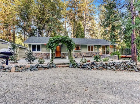 18999 Larsen Rd, Grass Valley, CA 95945