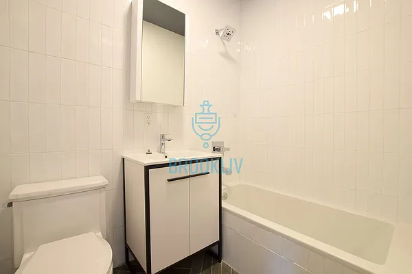 Rented by null | media 29