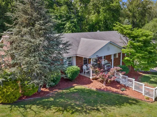 2902 Camellia Dr, Flatwoods, KY 41139