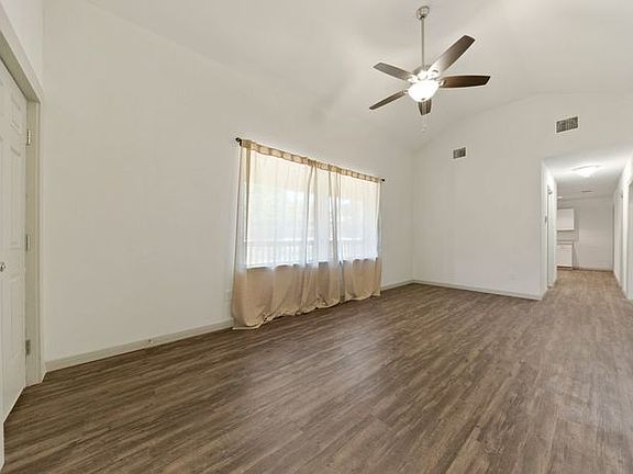 2nd image of 6418 Kings Crown St