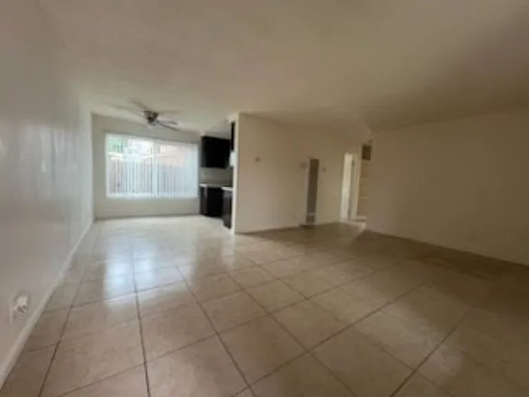 4110 Chamoune Ave — Photo 1
