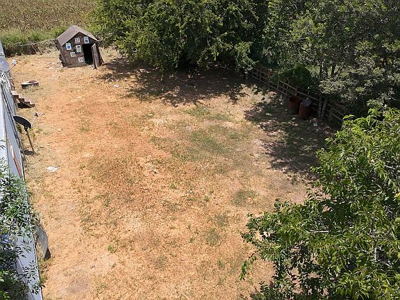 3rd image of 18490 Lagloria Rd LOT 66&67