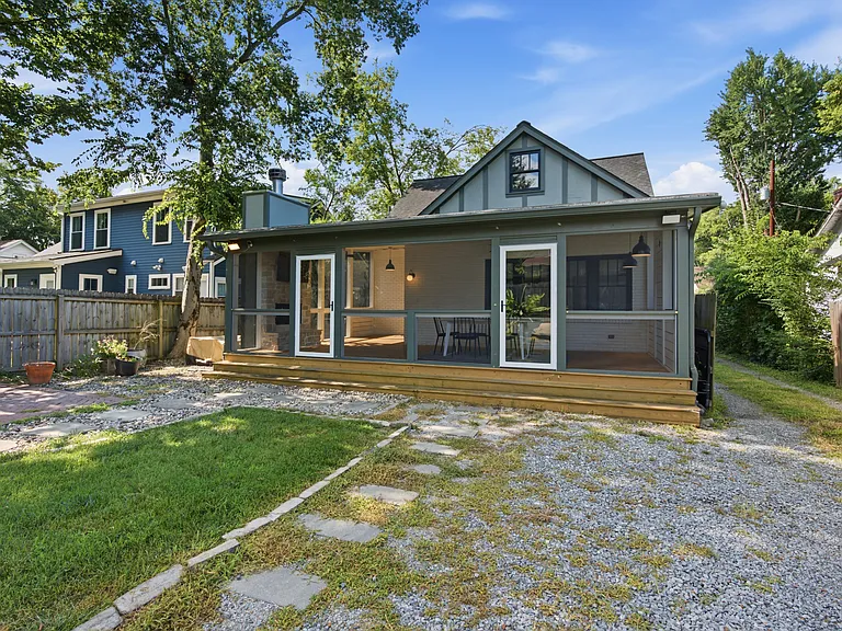 1043 Sharpe Ave — Photo 38