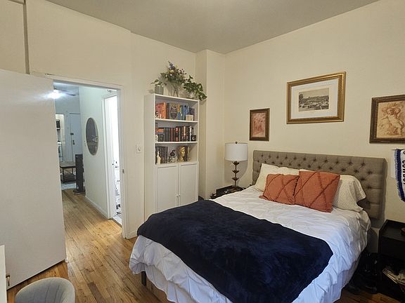 5th image of 321 E 90th St APT 1C