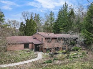4508 Oak Valley Rd, Cross Plains, WI 53528