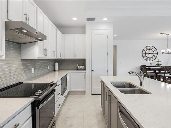 3rd image of 14556 Topsail DR