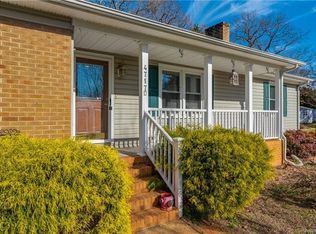4717 Oakwood Cir, Gastonia, NC 28056