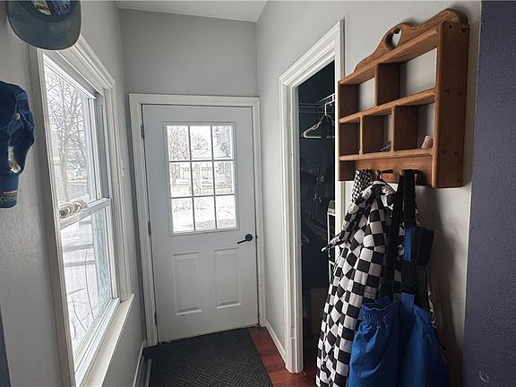 4th image of 408 W Messenger Street