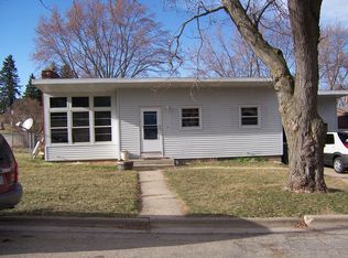 618 8th Ave, New Glarus, WI 53574