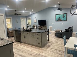 725 Eden Rd, Southport, NC 28461