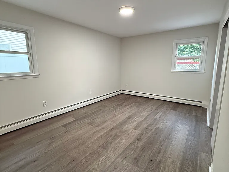 450 E Penn St #1 — Photo 17