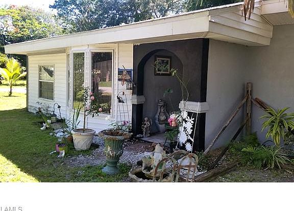 4th image of 1632 Beachwood Dr