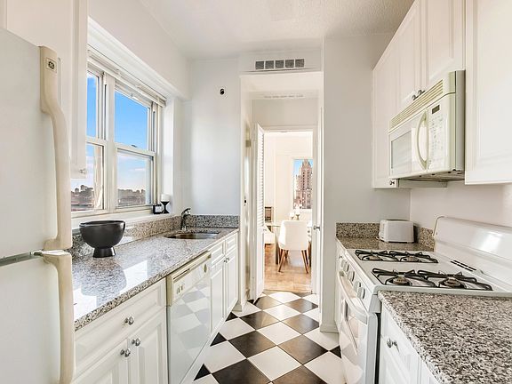 3rd image of 60 E 8th St APT 22B