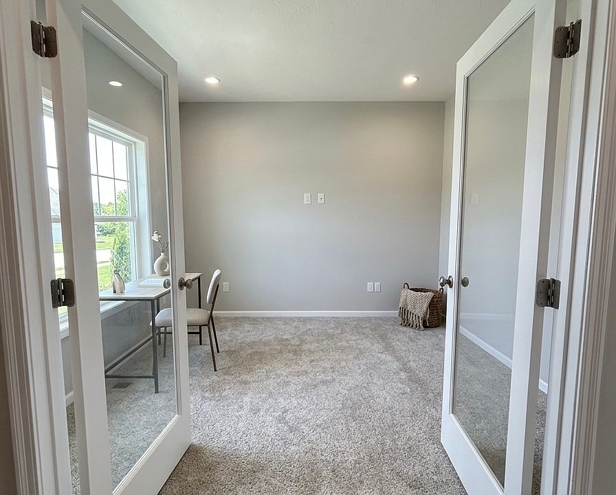 2nd image of 10561 Elderberry Ln #D