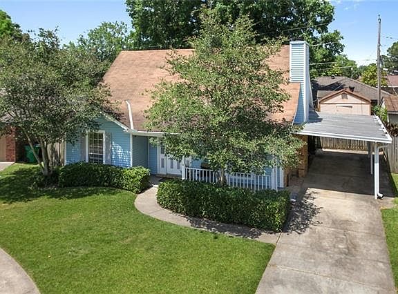 3rd image of 716 Madison Dr
