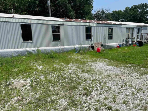 2229 235th St, Donnellson, IA 52625