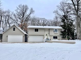 7024 Viking Blvd NE, Wyoming, MN 55092