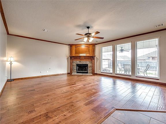 4th image of 17308 Vitoria Dr