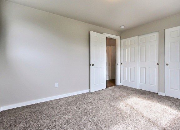 5th image of 2336 S Sheridan Ave