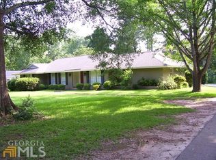 1075 Maple Dr, Griffin, GA 30224