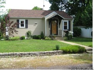 615 E Winter Ave, Greenville, IL