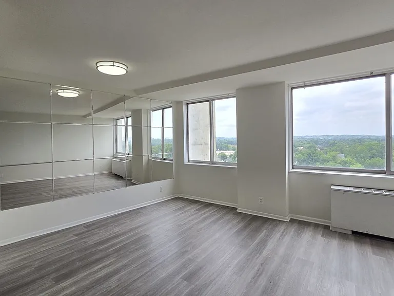 301 N Beauregard St #1110 — Photo 2