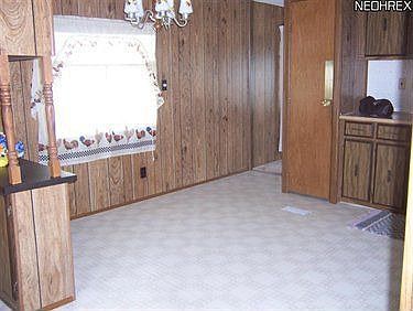 5th image of 228 Buckingham Dr