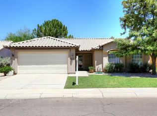 202 W Behrend Dr, Phoenix, AZ 85027