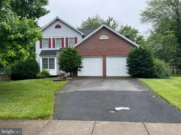 219 Braeburn Dr, Walkersville, MD 21793