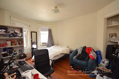 1381 Commonwealth Ave #5 Photo 1
