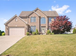 2512 Bonnie Dell Dr, South Park, PA