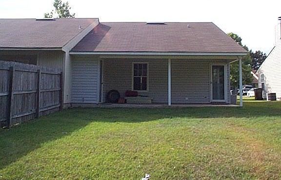 2nd image of 1837 Gina Dr