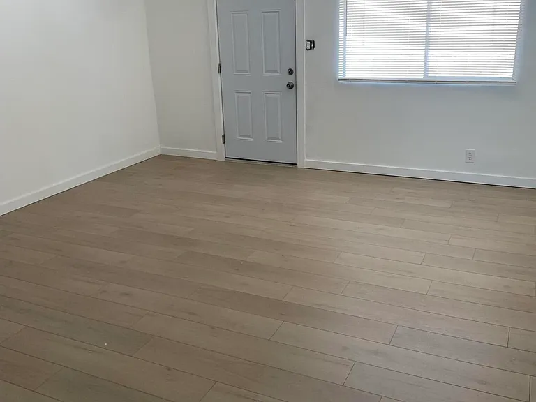 4847 E Cambridge Ave #2 — Photo 9