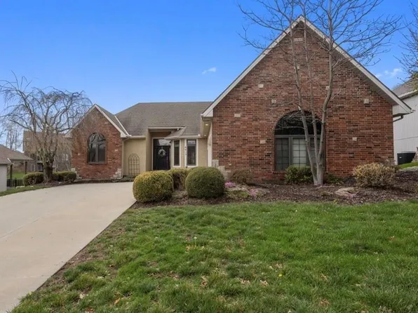 8915 NE 94th Ter, Kansas City, MO 64157