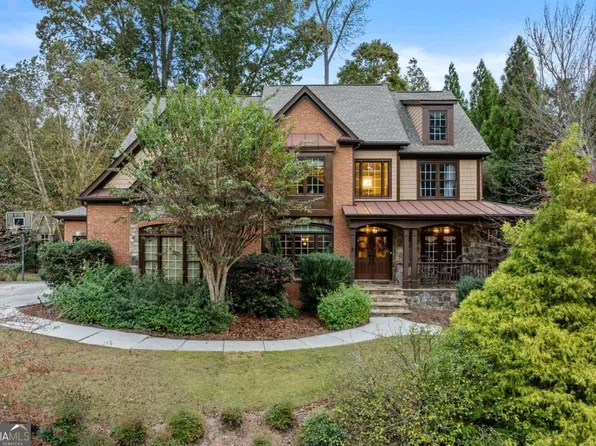 7010 Tree House Way, Flowery Branch, GA 30542