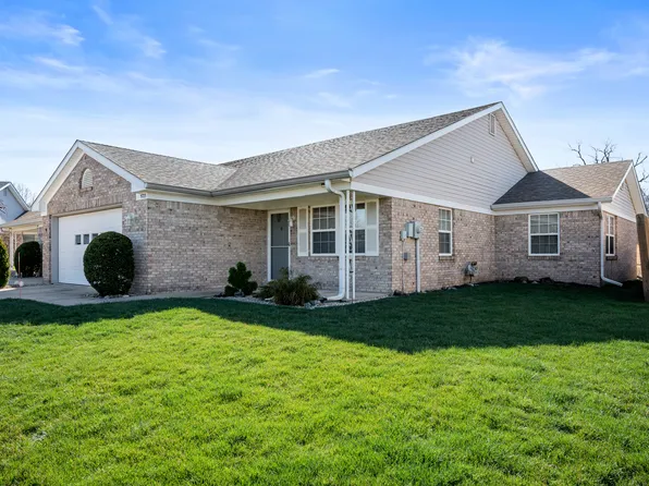 5723 Spring Mist Cir, Indianapolis, IN 46237