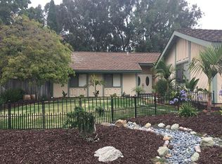 1041 Silver Stallion Dr, Vista, CA 92081