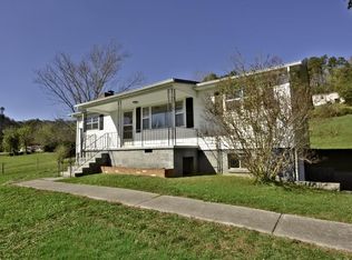 354 Webb Rd, Townsend, TN 37882