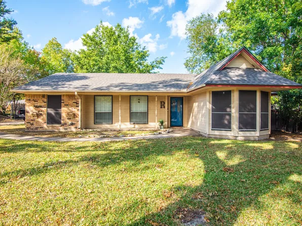 209 Countryside Dr, Crandall, TX 75114