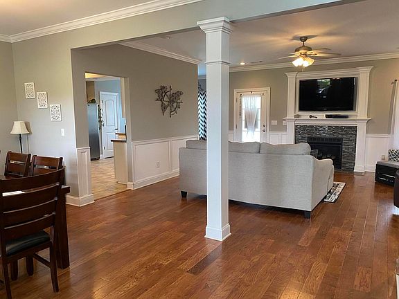 2nd image of 167 Garden Park Dr