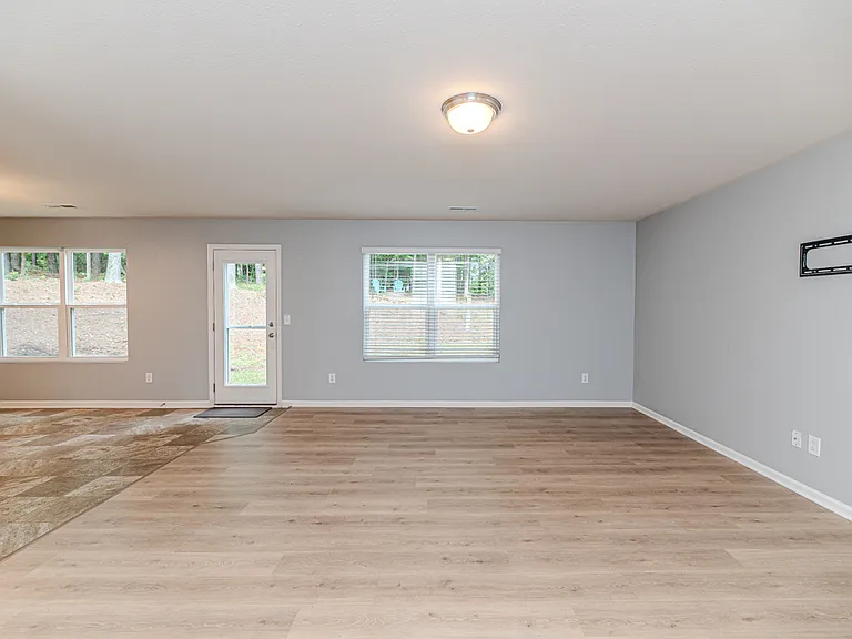 2441 Westgate Dr — Photo 20