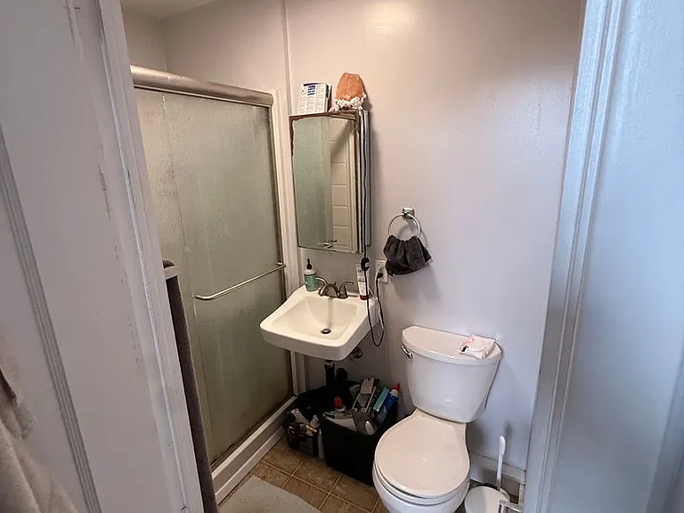 1523 Grant St — Photo 15