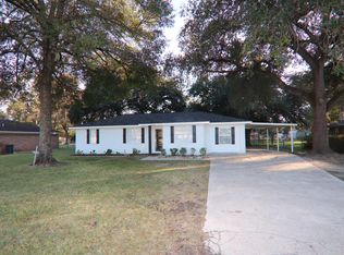 7945 Laurie Ln, Lumberton, TX 77657