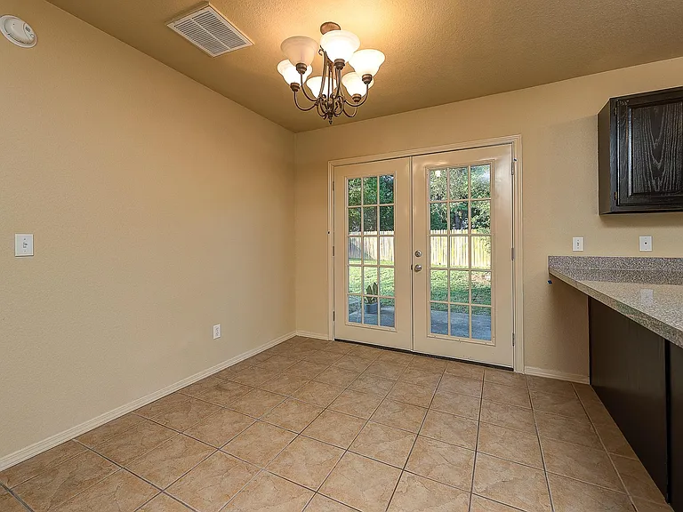 1729 N Willowbrook Dr — Photo 22