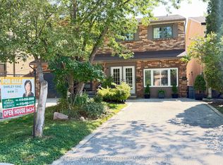5 Doral Gate, Markham, ON L3T 7K6