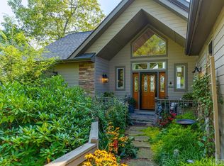 216 Eagle Ridge Rd, Sapphire, NC 28774